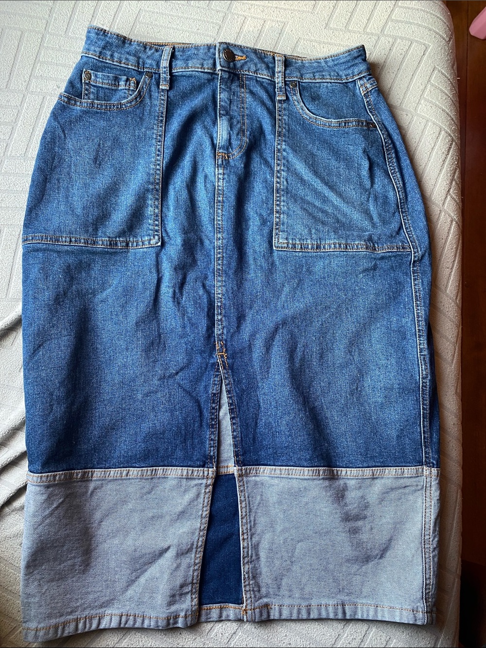 Simply Vera Vera Wang Two-Tone Blue Denim Pencil Skirt